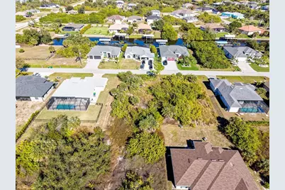 9309 Panama Circle, Port Charlotte, FL 33981 - Photo 8