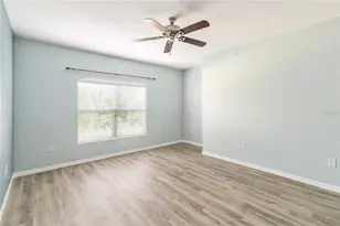 6351 Bay Cedar Ln, Bradenton, FL 34203 - Photo 10