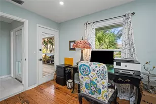 5116 Admiral Pl, Sarasota, FL 34231 - Photo 6