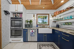 5116 Admiral Pl, Sarasota, FL 34231 - Photo 14