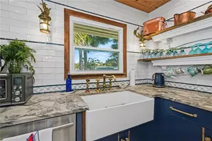 5116 Admiral Pl, Sarasota, FL 34231 - Photo 16