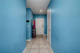 8982 Royal River Cir, Parrish, FL 34219 - Photo 22