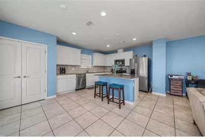 8982 Royal River Circle, Parrish, FL 34219 - Photo 10