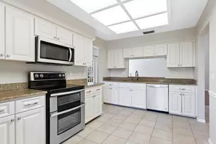 4372 Trails Dr, Sarasota, FL 34232 - Photo 14