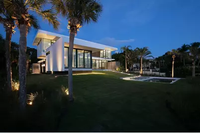 1500 Bayview Drive, Sarasota, FL 34239 - Photo 16