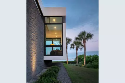 1500 Bayview Drive, Sarasota, FL 34239 - Photo 24