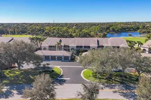 9641 Castle Point Dr, Sarasota, FL 34238 - Photo 2