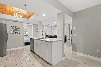 1313 Siesta Bayside Drive #1313D, Sarasota, FL 34242 - Photo 4