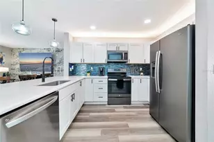 1410 35th St W, Bradenton, FL 34205 - Photo 10