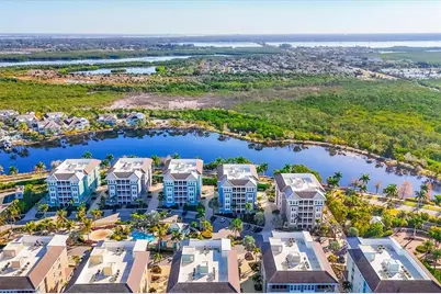 391 Aruba Circle #401, Bradenton, FL 34209 - Photo 4