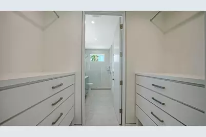 6381 Gulf Of Mexico Drive, Longboat Key, FL 34228 - Photo 24