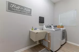 4137 Pinar Dr, Bradenton, FL 34210 - Photo 18