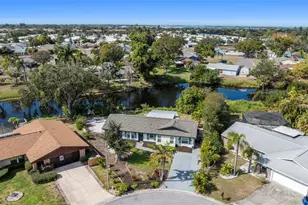 6410 38th Ave Cir W, Bradenton, FL 34209 - Photo 32