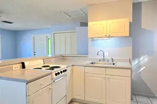 4004 36th St W, Bradenton, FL 34205 - Photo 10