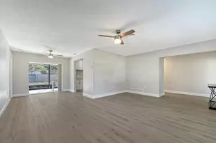 2660 Colorado St, Sarasota, FL 34237 - Photo 8