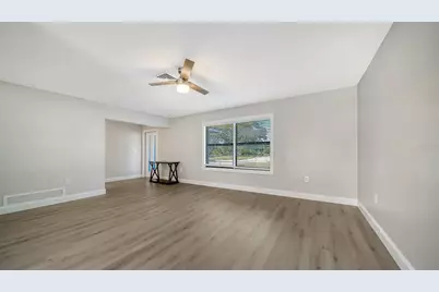 2660 Colorado Street, Sarasota, FL 34237 - Photo 10