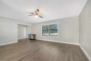 2660 Colorado St, Sarasota, FL 34237 - Photo 10