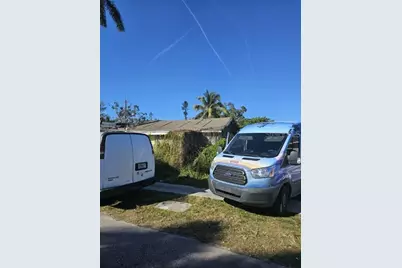 530 28th Avenue W, Bradenton, FL 34205 - Photo 1