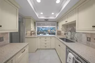 5740 Midnight Pass Rd, Sarasota, FL 34242 - Photo 10