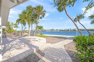 1358 Moonmist Dr, Sarasota, FL 34242 - Photo 18