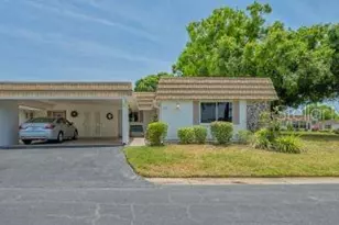 2016 Riverbluff Pkwy, Sarasota, FL 34231 - Photo 2