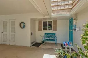 2016 Riverbluff Pkwy, Sarasota, FL 34231 - Photo 6