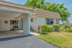 2016 Riverbluff Pkwy, Sarasota, FL 34231 - Photo 4