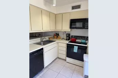 5124 Harpers Croft #7, Sarasota, FL 34235 - Photo 24