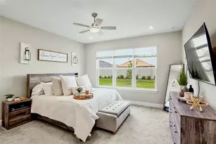 5249 Savino Cir, Palmetto, FL 34221 - Photo 8