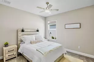 5249 Savino Cir, Palmetto, FL 34221 - Photo 14