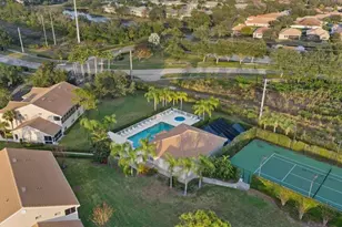 7040 Strand Cir, Bradenton, FL 34203 - Photo 40