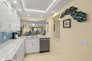 5608 Gulf Dr, Holmes Beach, FL 34217 - Photo 16