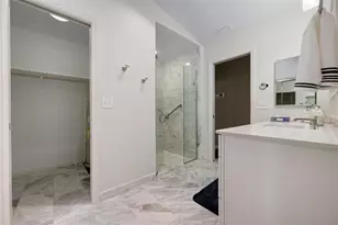 6964 Country Lakes Cir, Sarasota, FL 34243 - Photo 36