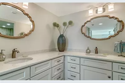 1750 Benjamin Franklin Drive #9C, Sarasota, FL 34236 - Photo 22