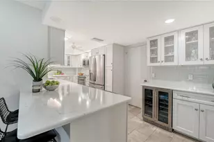 1750 Benjamin Franklin Dr, Sarasota, FL 34236 - Photo 16