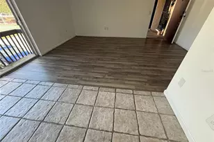 2632 Hidden Lake Dr N, Sarasota, FL 34237 - Photo 4