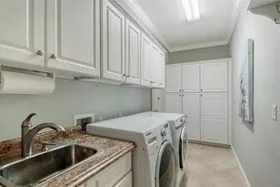 7325 Lake Forest Gln, Lakewood Ranch, FL 34202 - Photo 36