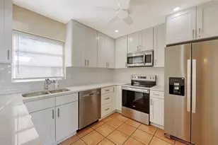 5860 Midnight Pass Rd, Sarasota, FL 34242 - Photo 4