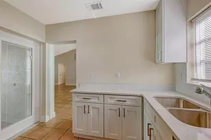 5860 Midnight Pass Rd, Sarasota, FL 34242 - Photo 6