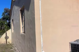 1900 26th Ave N, Saint Petersburg, FL 33713 - Photo 8