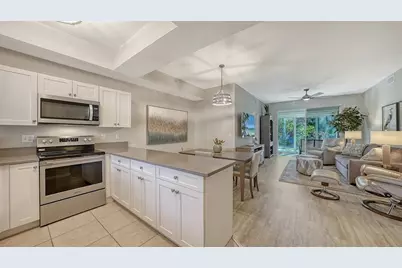 4240 Breezeway Boulevard #310, Sarasota, FL 34238 - Photo 16