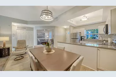 4240 Breezeway Boulevard #310, Sarasota, FL 34238 - Photo 12