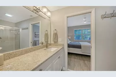 4240 Breezeway Boulevard #310, Sarasota, FL 34238 - Photo 30