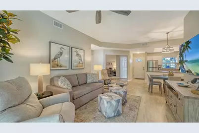 4240 Breezeway Boulevard #310, Sarasota, FL 34238 - Photo 8