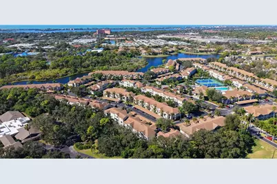 4240 Breezeway Boulevard #310, Sarasota, FL 34238 - Photo 4
