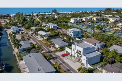 635 Jungle Queen Way, Longboat Key, FL 34228 - Photo 50