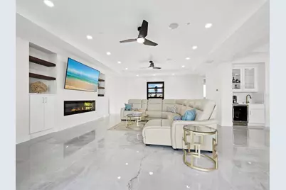 635 Jungle Queen Way, Longboat Key, FL 34228 - Photo 10