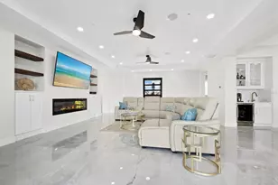 635 Jungle Queen Way, Longboat Key, FL 34228 - Photo 10