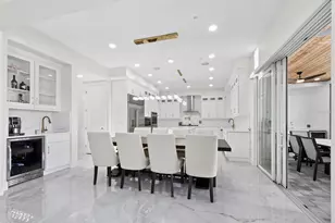 635 Jungle Queen Way, Longboat Key, FL 34228 - Photo 12