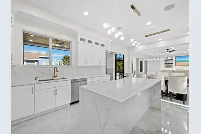 635 Jungle Queen Way, Longboat Key, FL 34228 - Photo 18